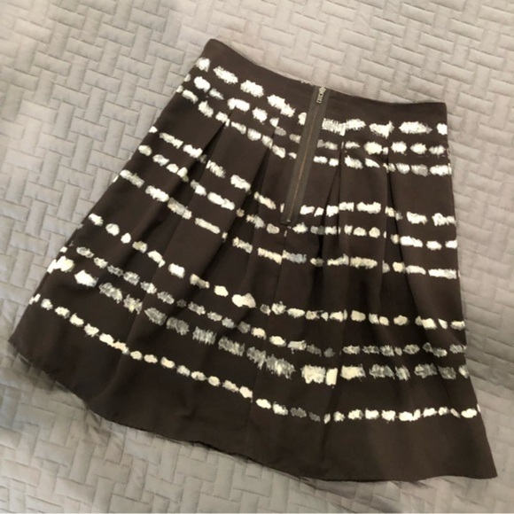 Vera Wang Skirt - Picture 3 of 3